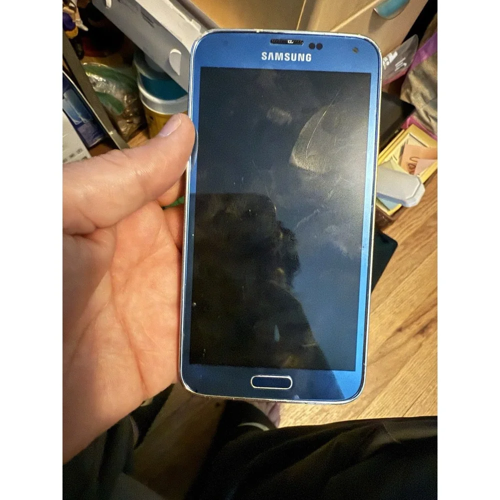 Samsung Galaxy S5 LTE-A SM-G906S - 16GB - Electric Blue (parts Phone , No Power)